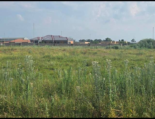LAND FOR SALE IN WELGEDACHT